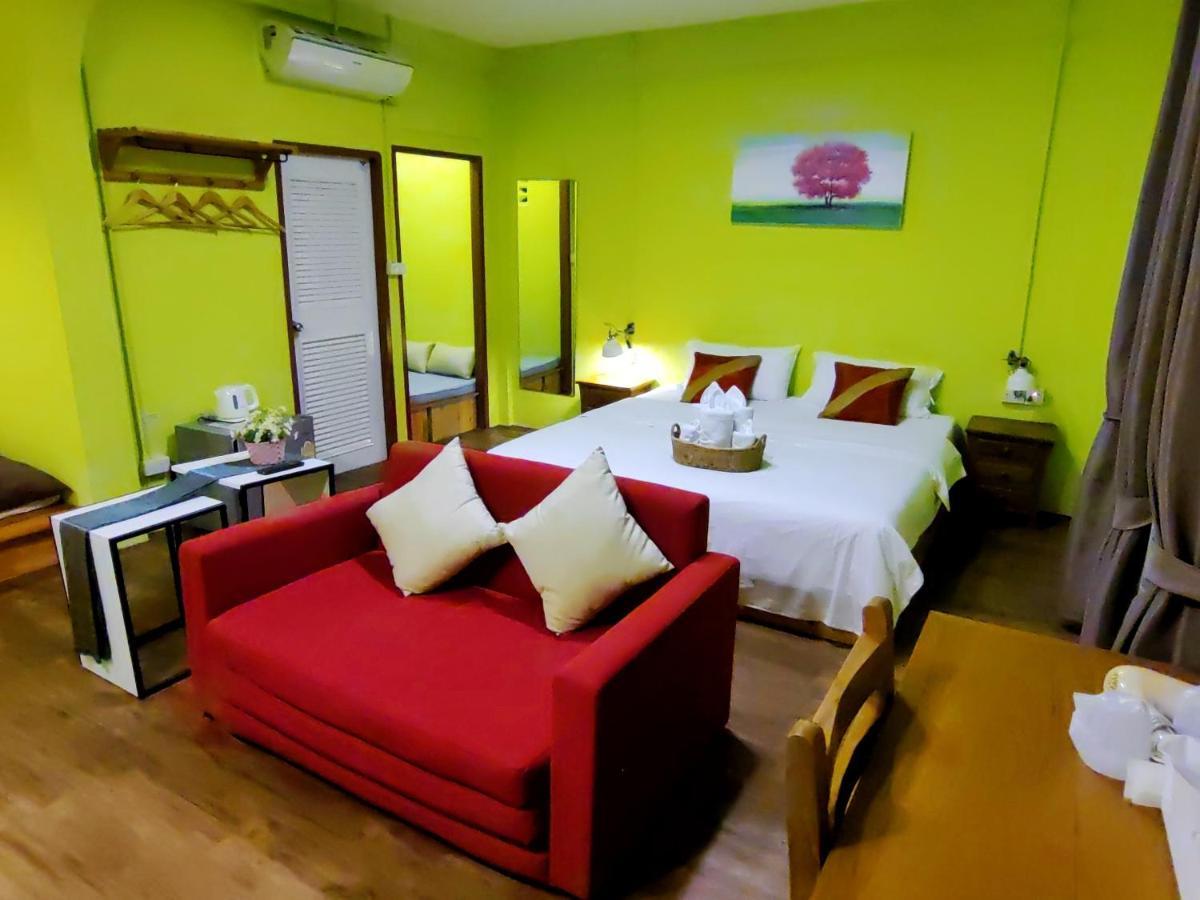 Отель Chiang Mai Gate House Экстерьер фото